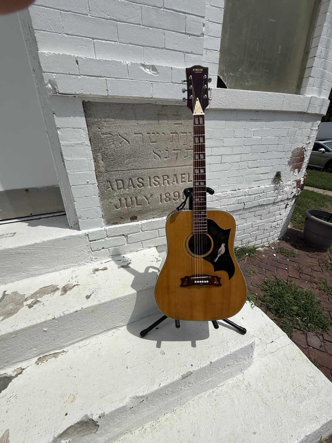 Russell's guitar